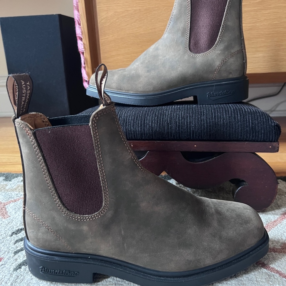 Blundstone Women’s 8-8.5 Boots